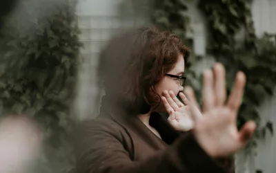 Why You Can’t ‘Just Stop’ Intrusive Thoughts (and What Actually Works)